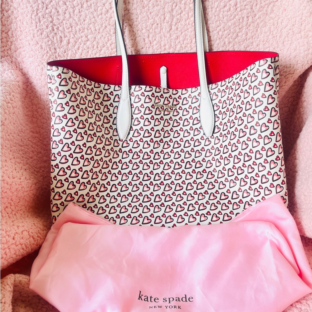 Kate Spade All Day Fancy
Hearts Large Tote with dust cover bag. NWOT - Picture 5 of 7